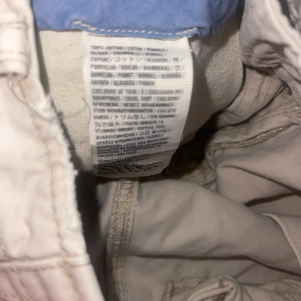 Abercrombie & Fitch Shorts Mens 28 Khaki Pockets Flat Front Button Fly‎